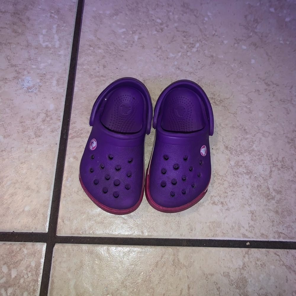 Girls crocs size 5